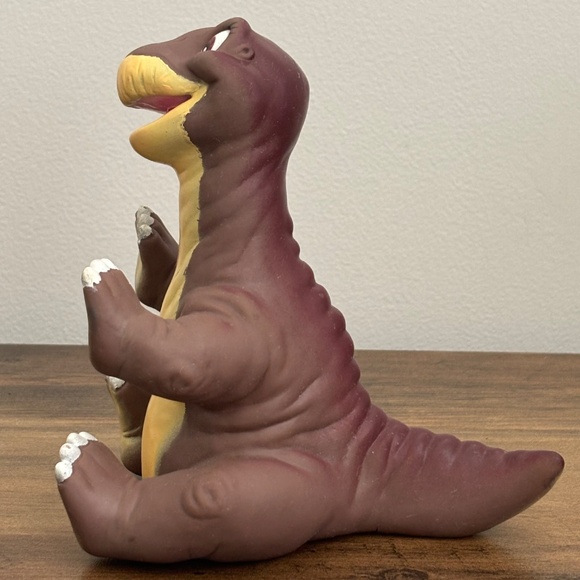 VINTAGE 1988 Land Before Time LITTLE FOOT Dinosaur Rubber Hand Puppet Pizza Hut - Picture 4 of 11